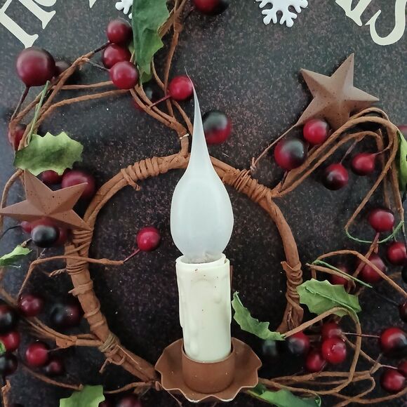 Happy Holidays Light Up Hanging Wall Plaque Plug in Christmas Decoration - Picture 6 of 9